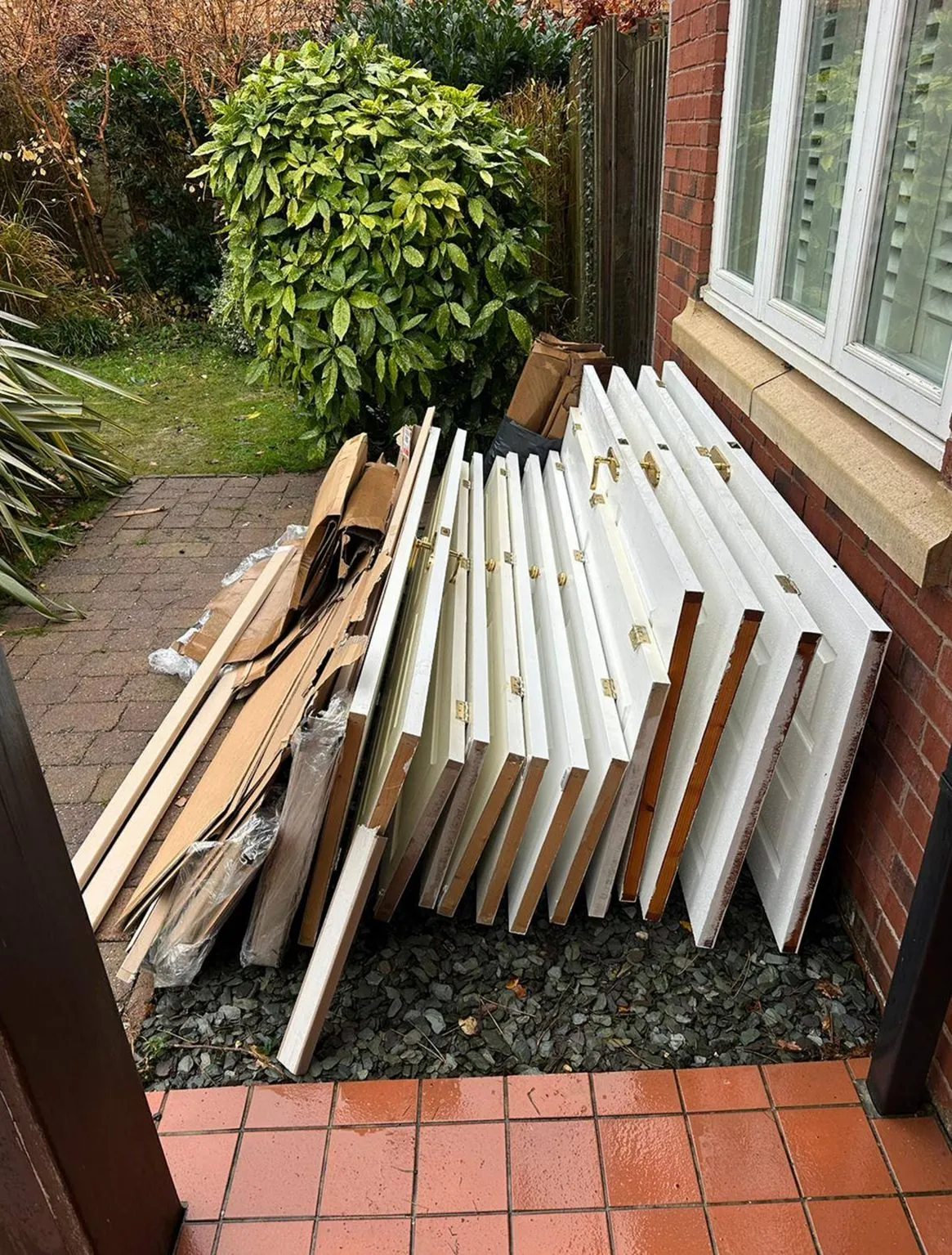 Estate cleanout junk removal project in Newark